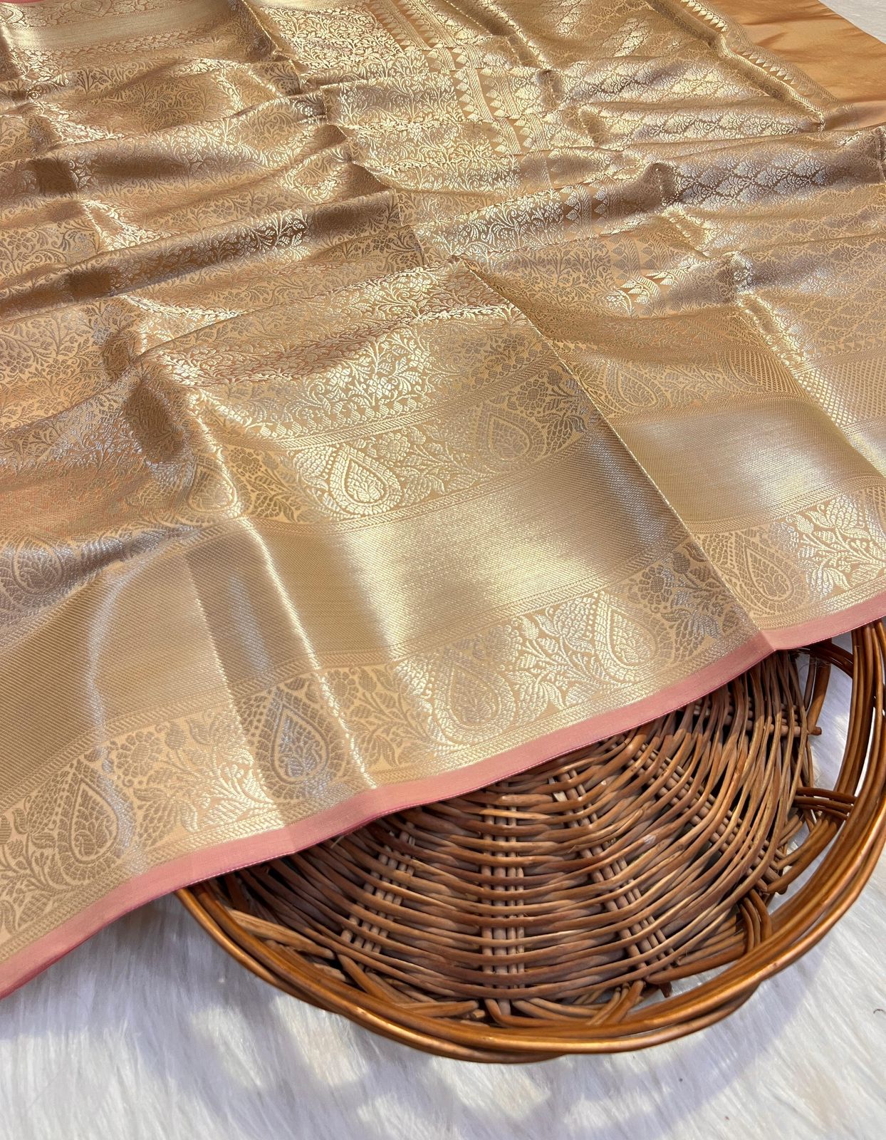 CATLON TAPETA SILK SAREE - LIGHT (CHAMPAGNE) GOLD - Image 5